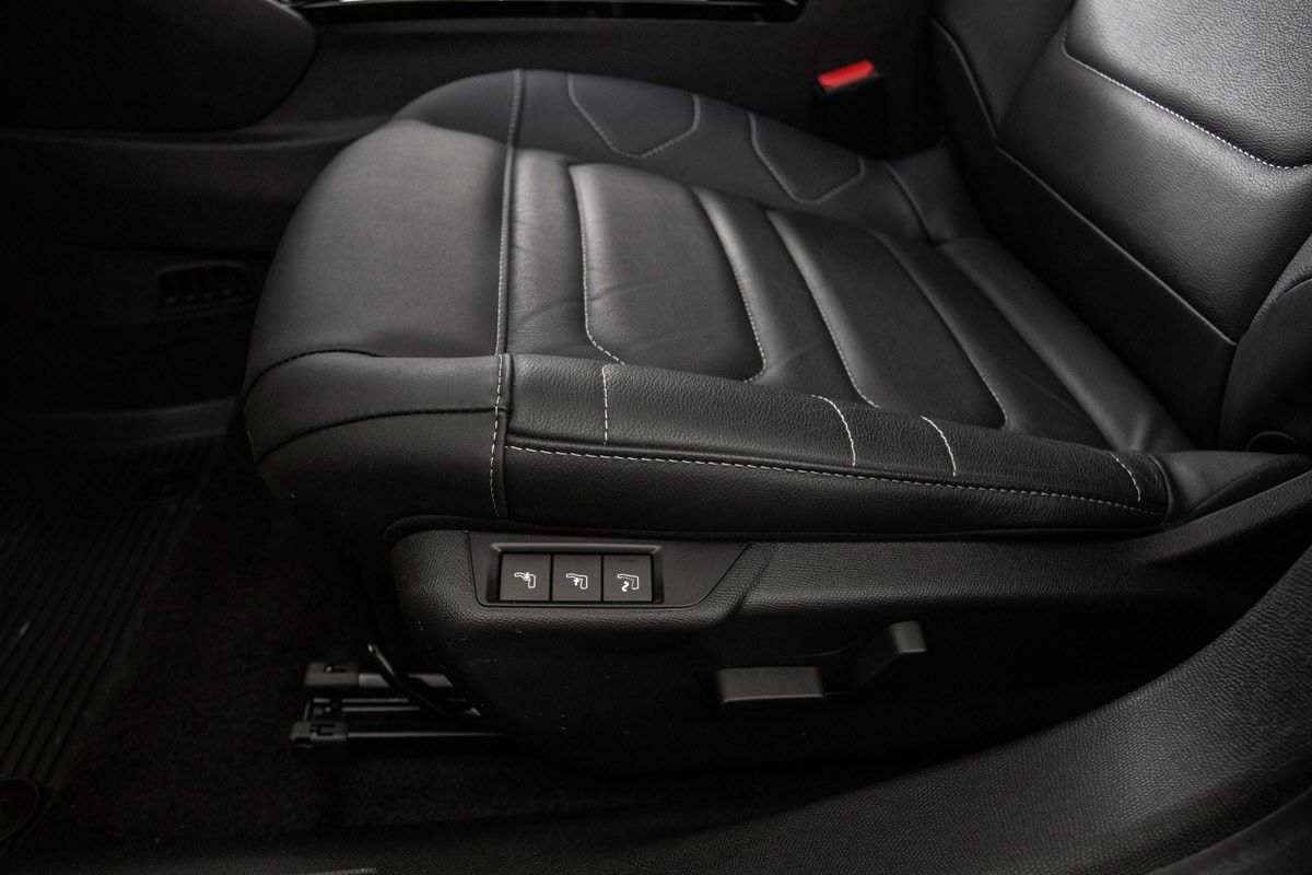Citroen E-C4 X
