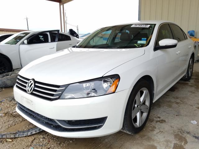 Volkswagen Passat SE 2013