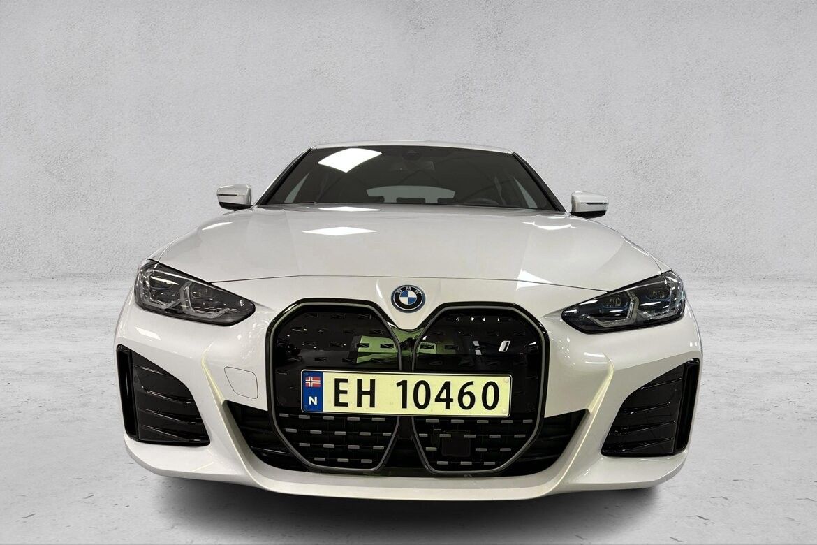 BMW i4