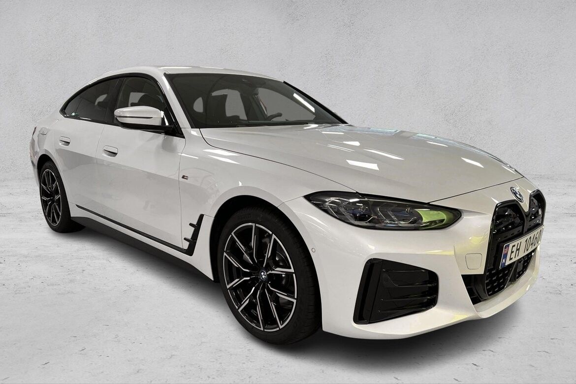 BMW i4