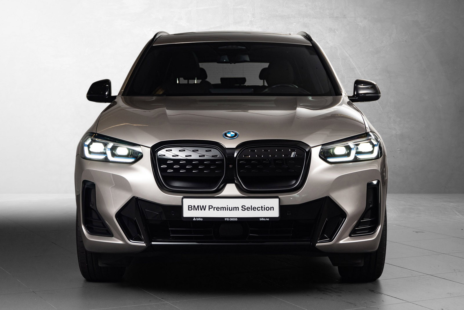 BMW iX3