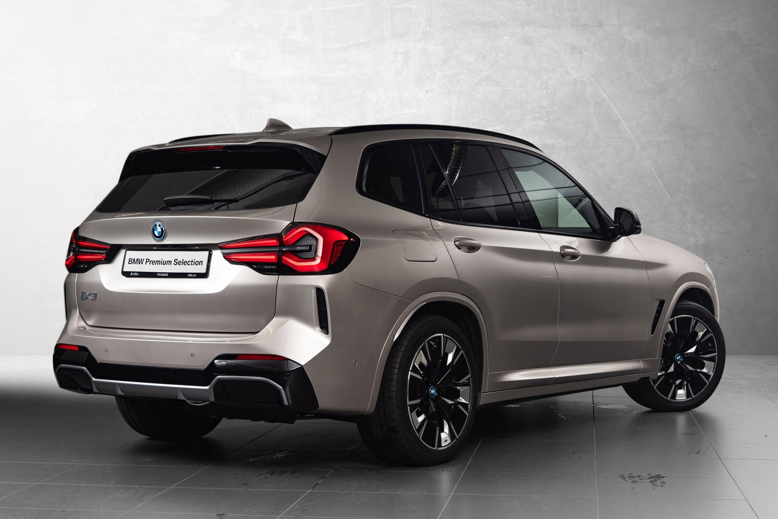 BMW iX3