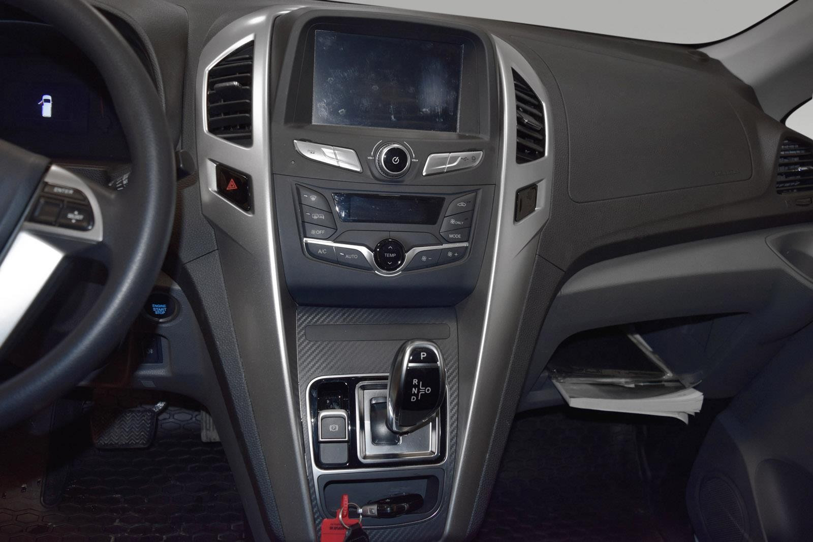 BYD T3