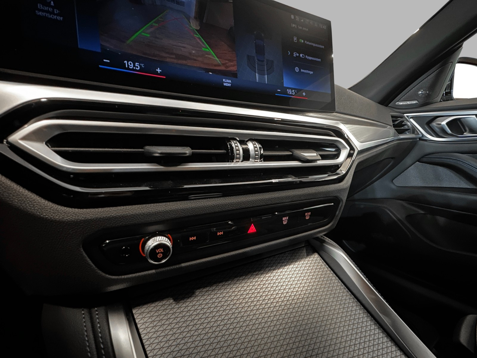 BMW i4 M50