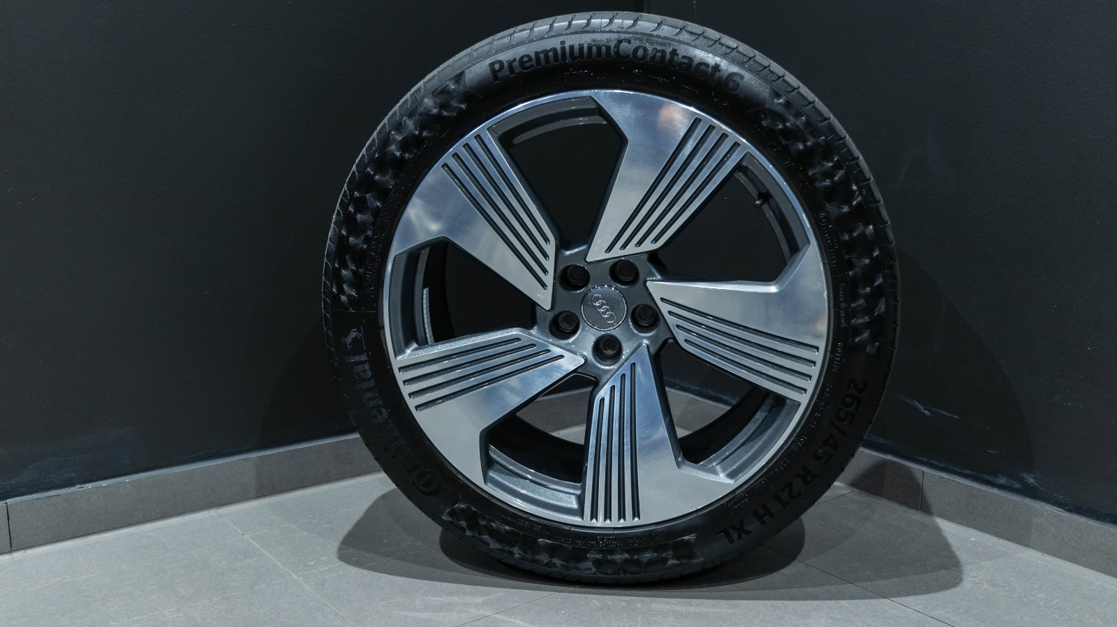 Audi e-tron