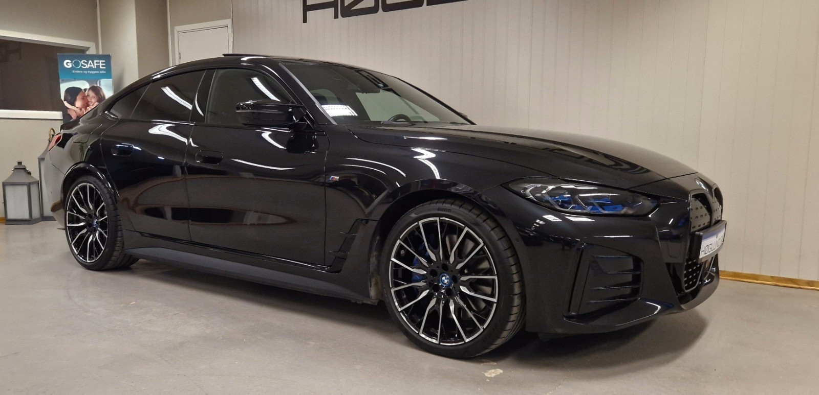 BMW i4 M50