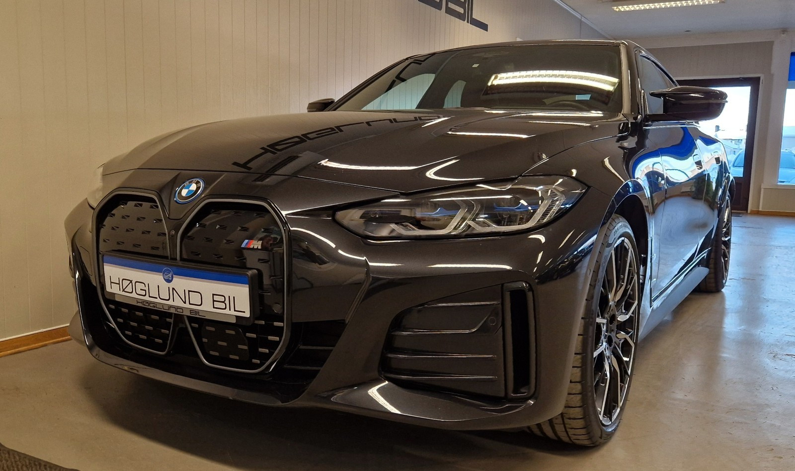 BMW i4 M50
