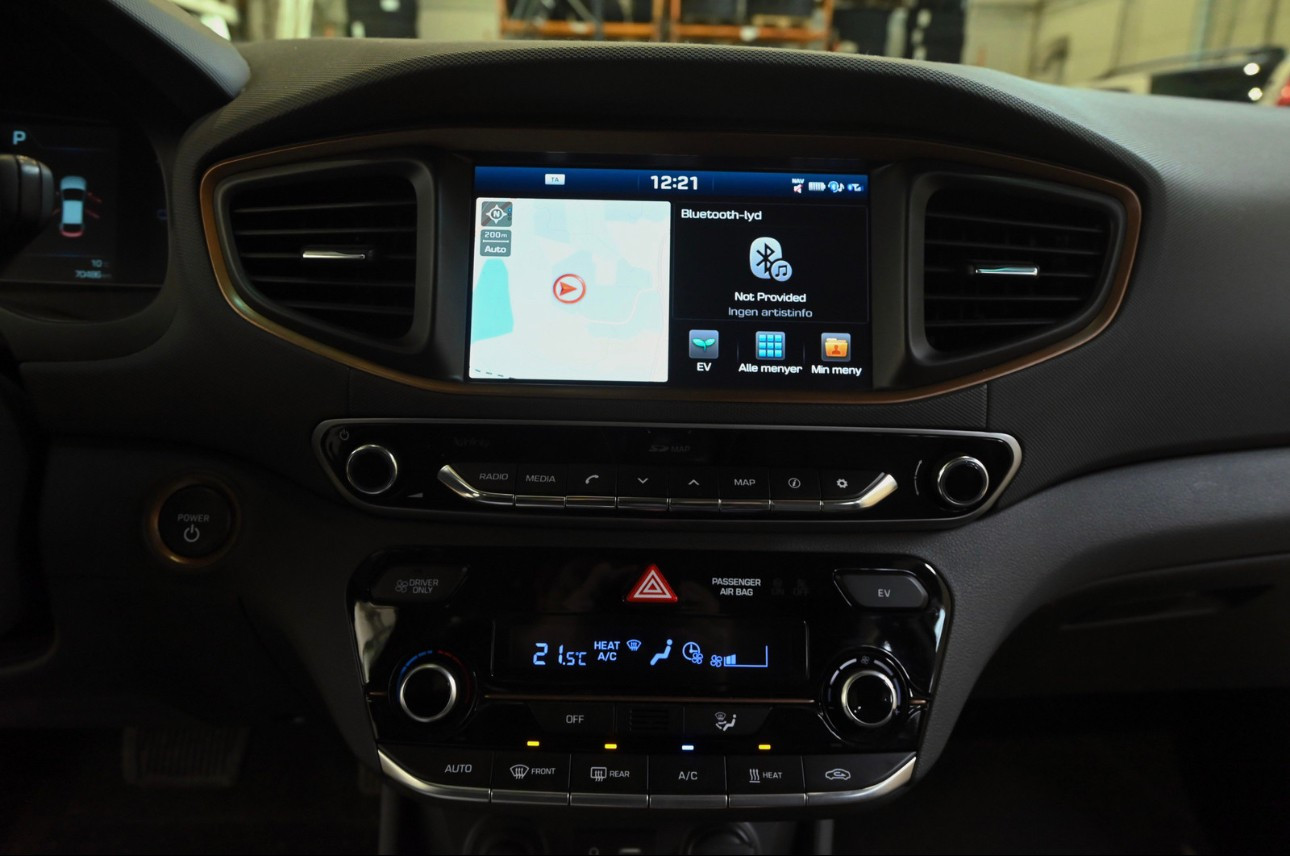 Hyundai IONIQ