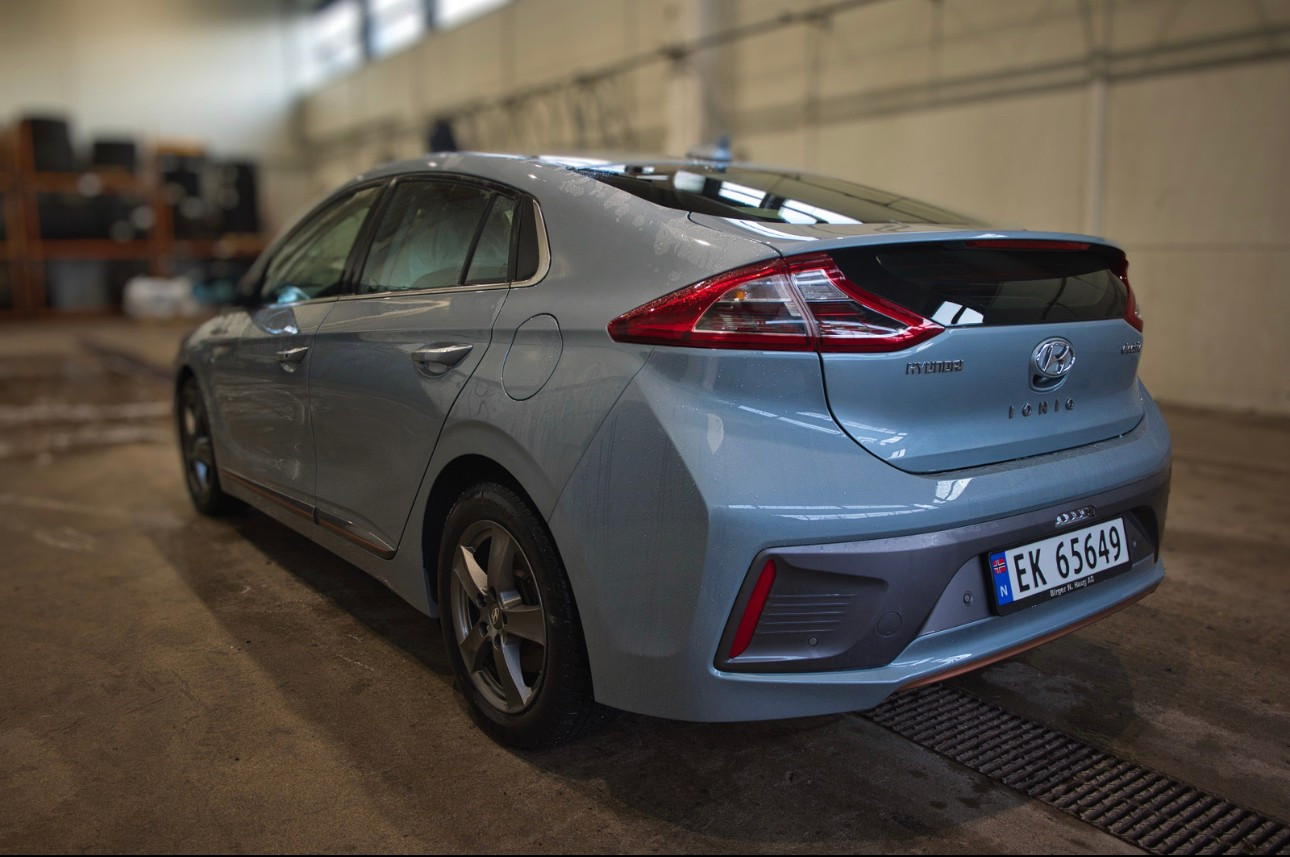 Hyundai IONIQ