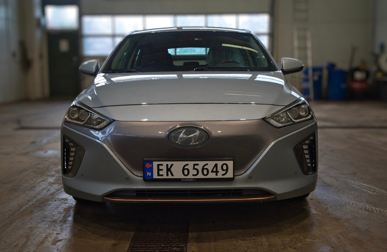 Hyundai IONIQ