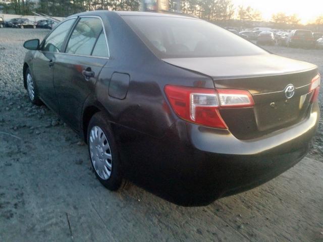 Toyota Camry Hybrid 2013