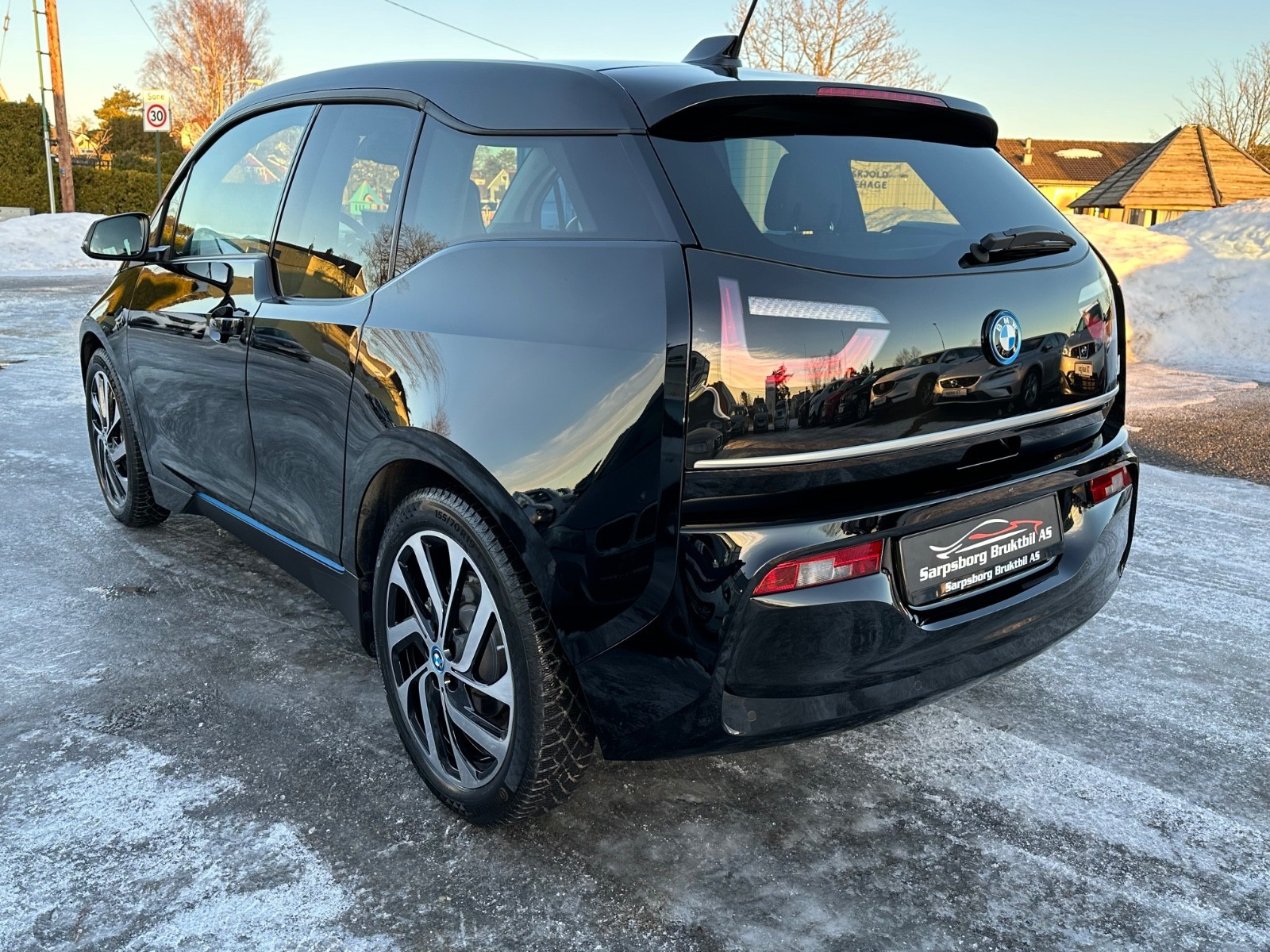 BMW i3