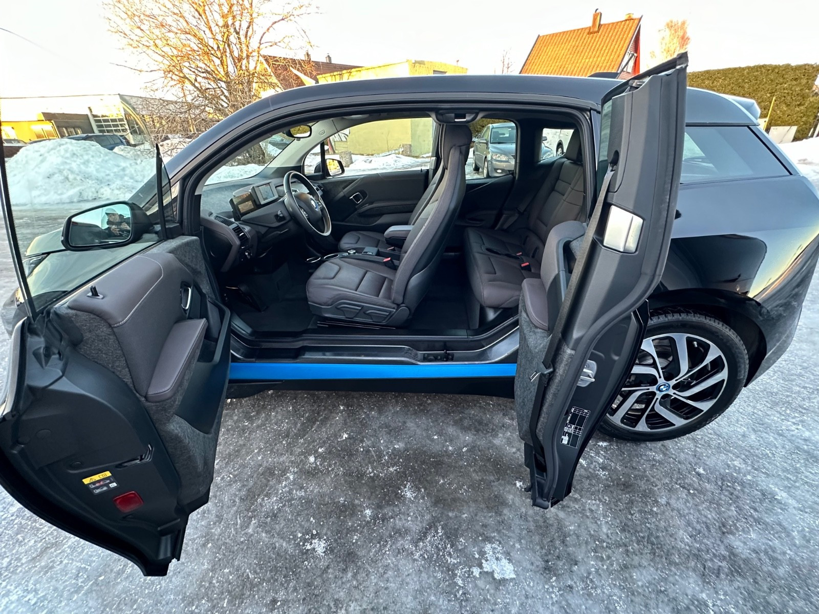 BMW i3