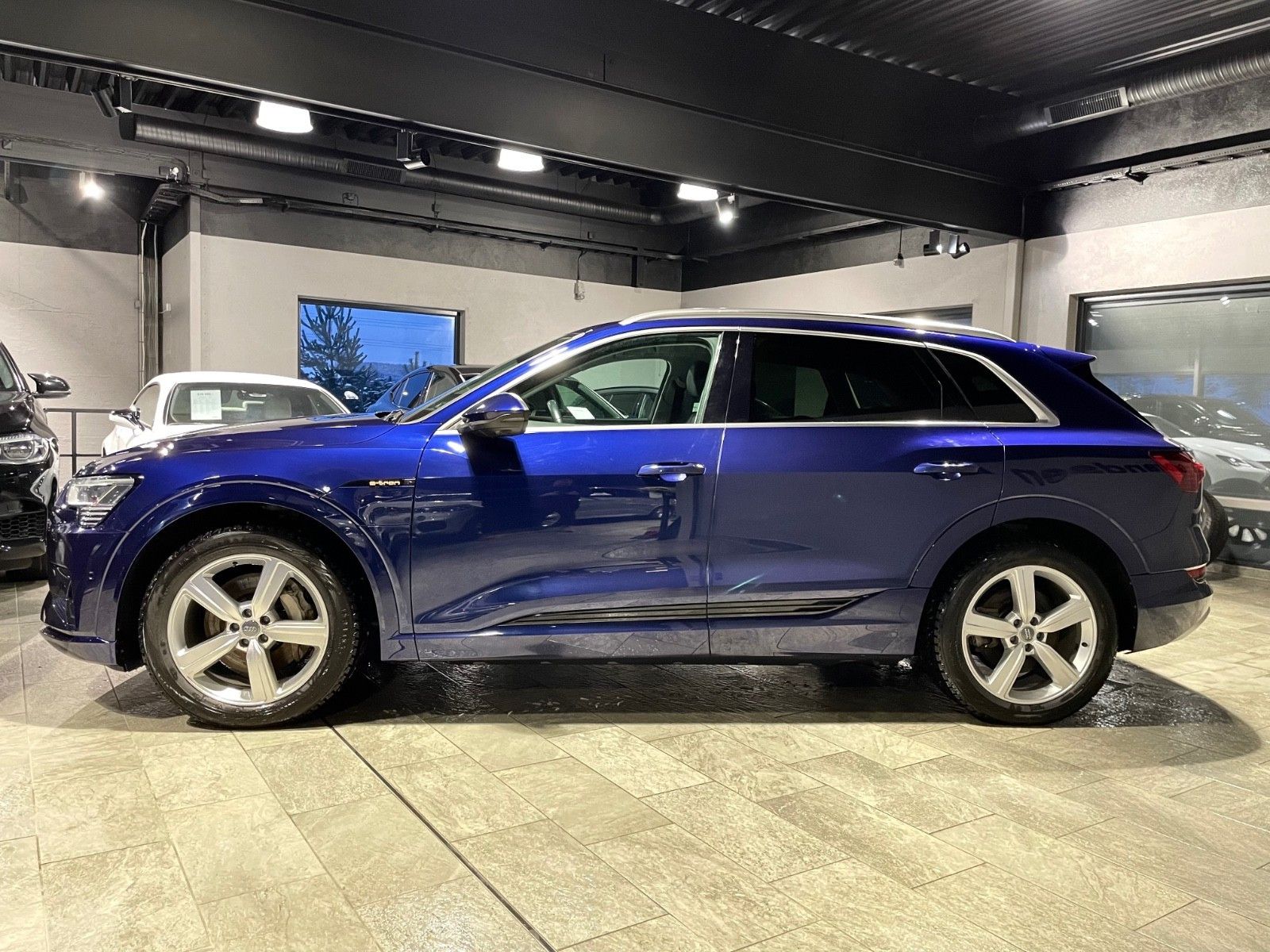 Audi e-tron