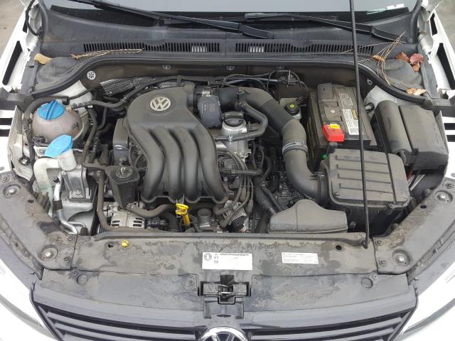 Volkswagen Jetta Base 2014