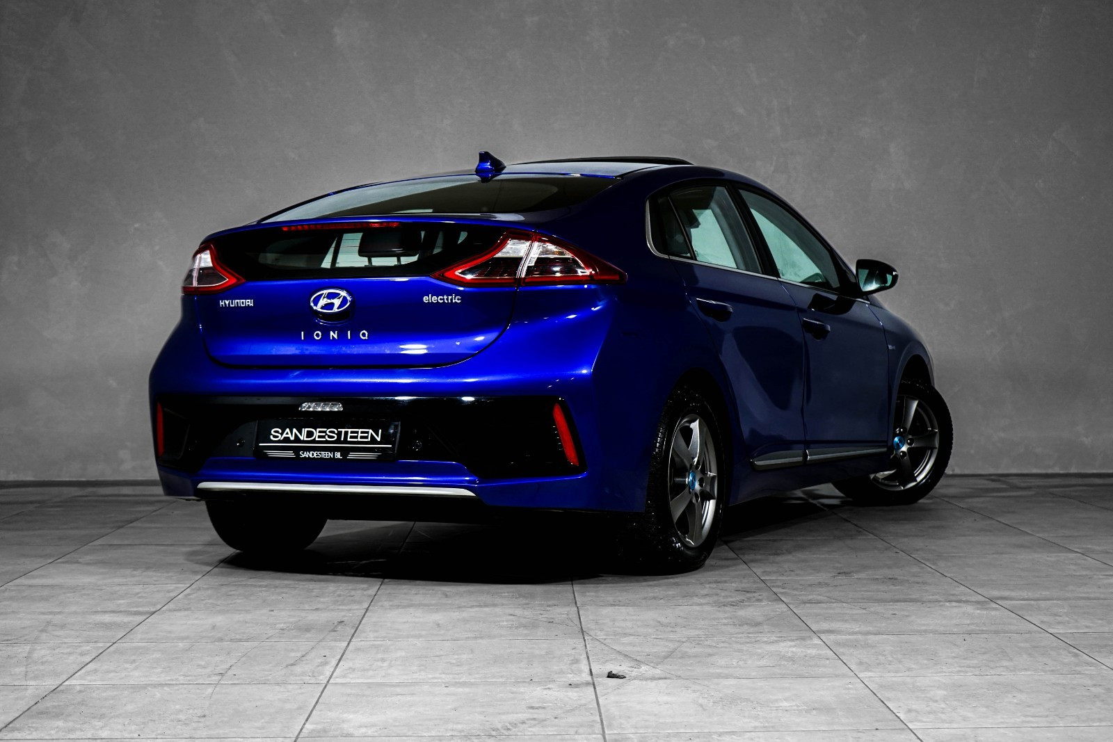 Hyundai IONIQ