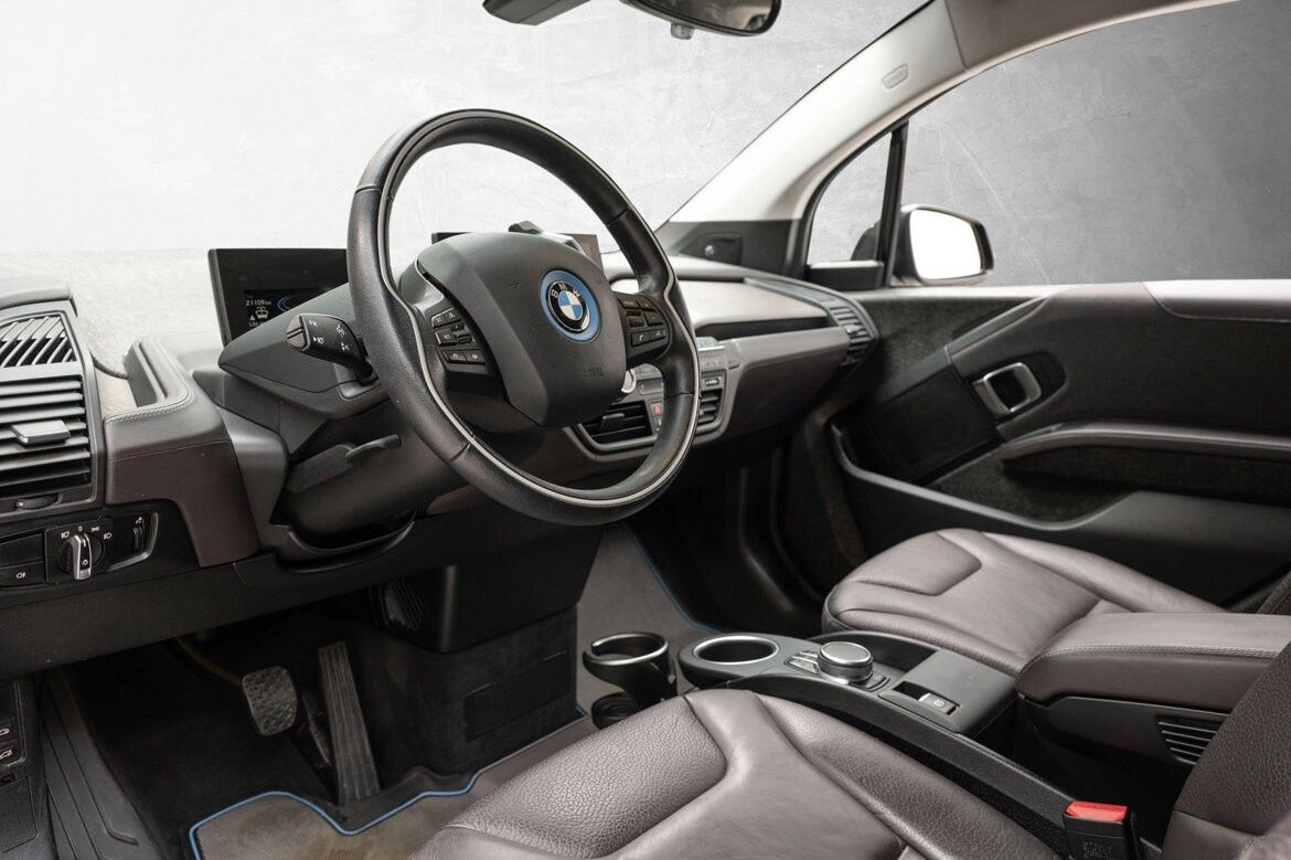 BMW i3