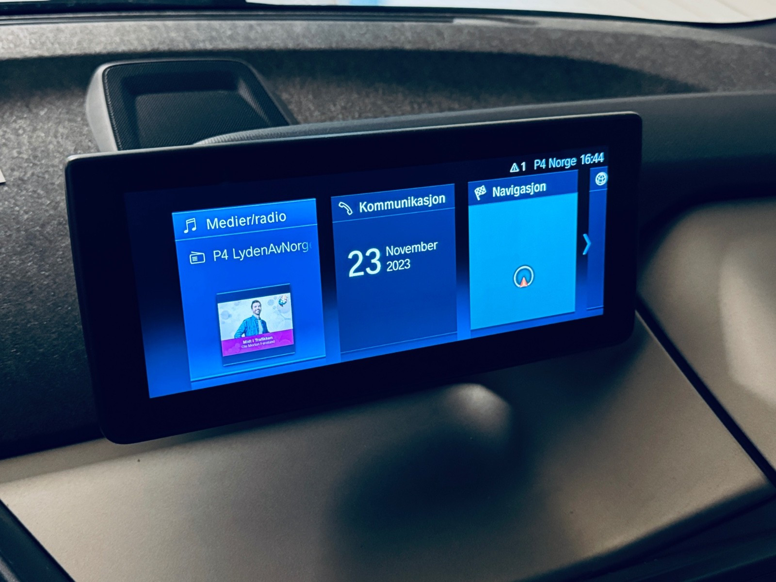BMW i3