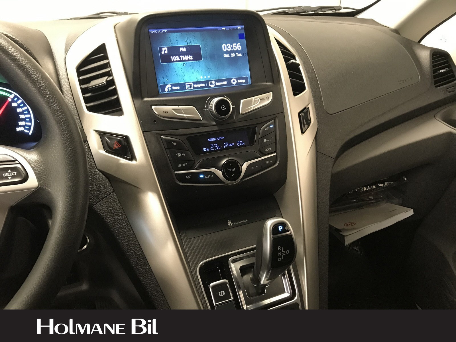 BYD T3