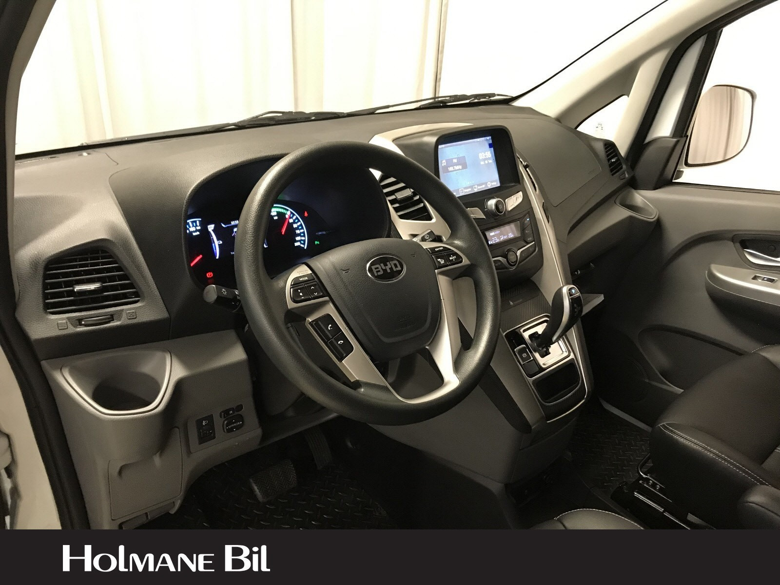 BYD T3