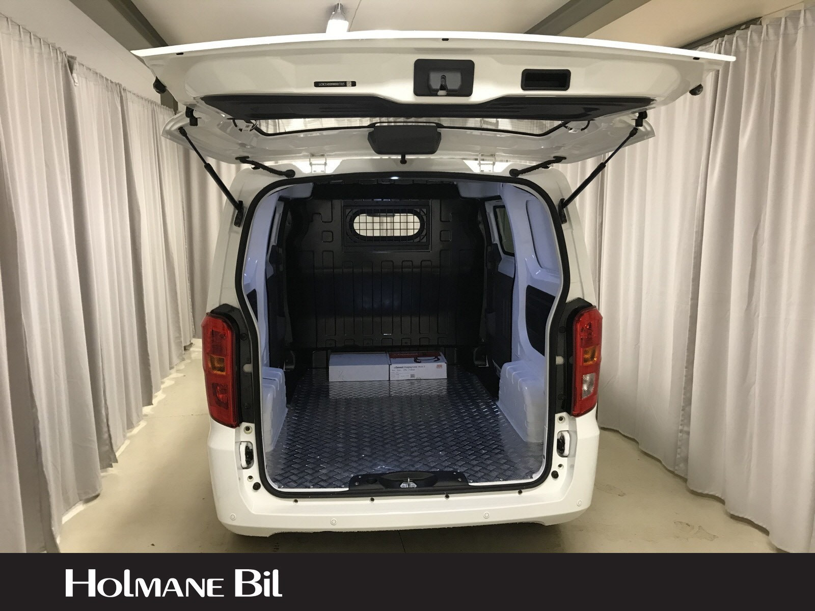 BYD T3