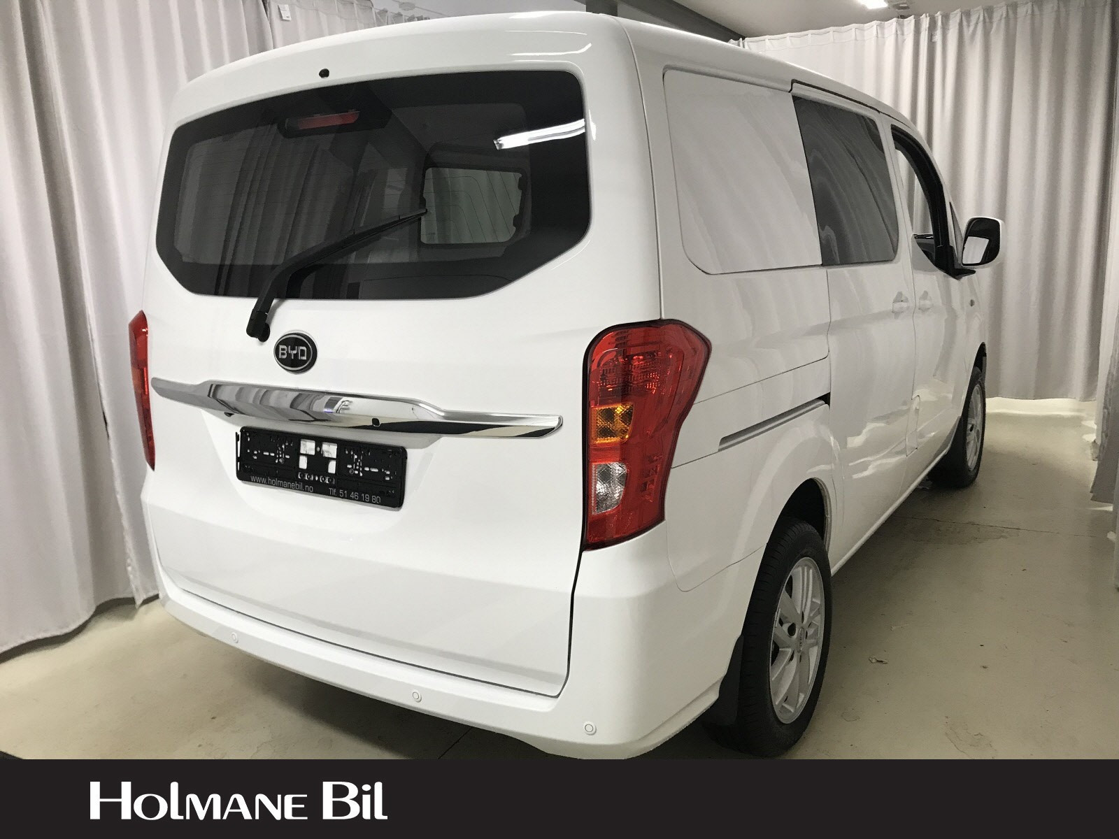BYD T3