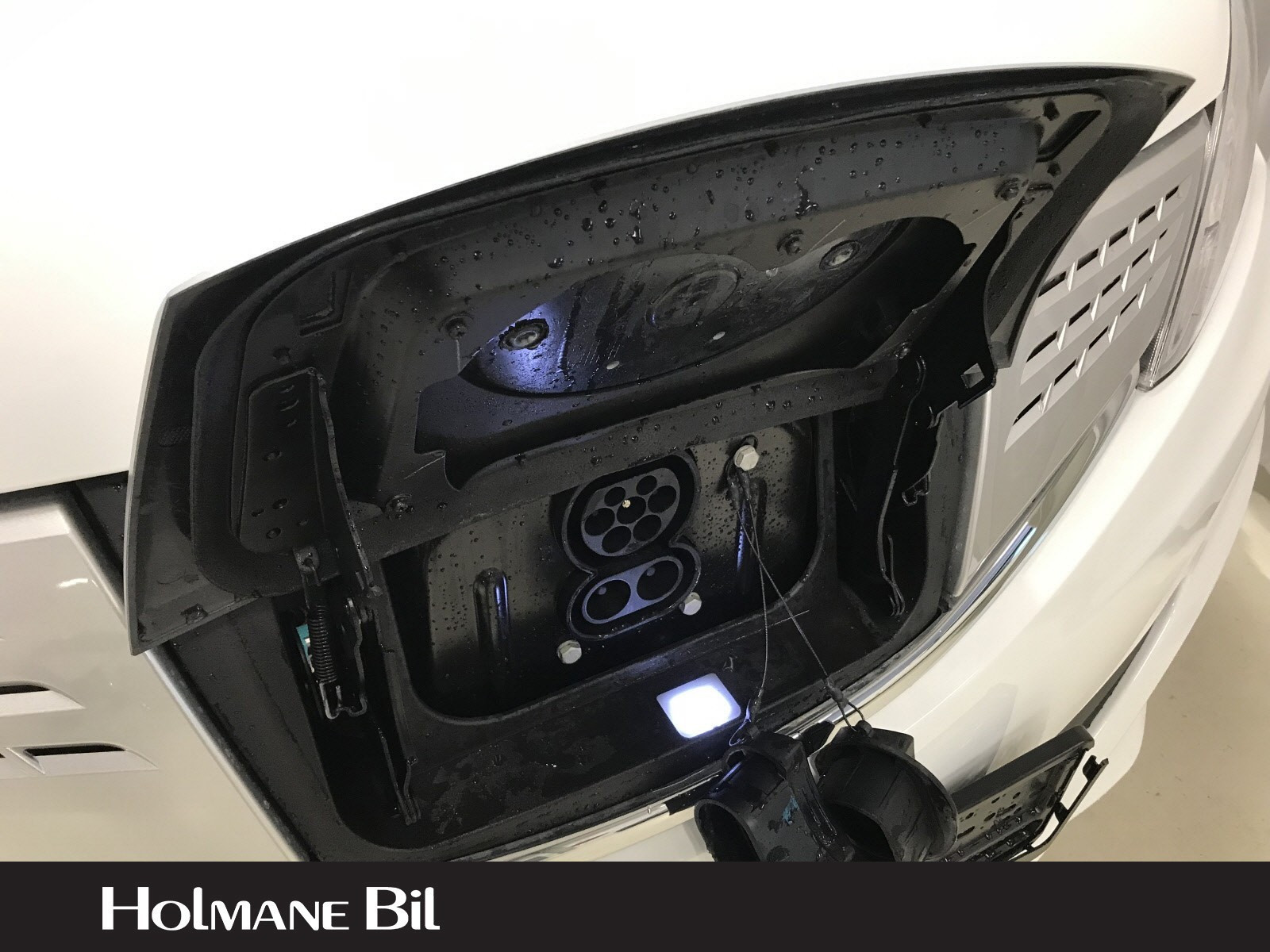 BYD T3