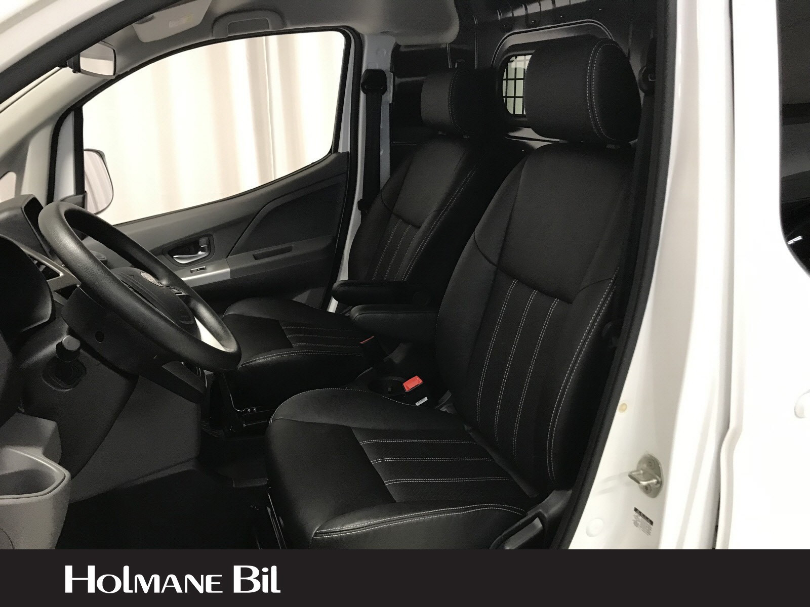 BYD T3