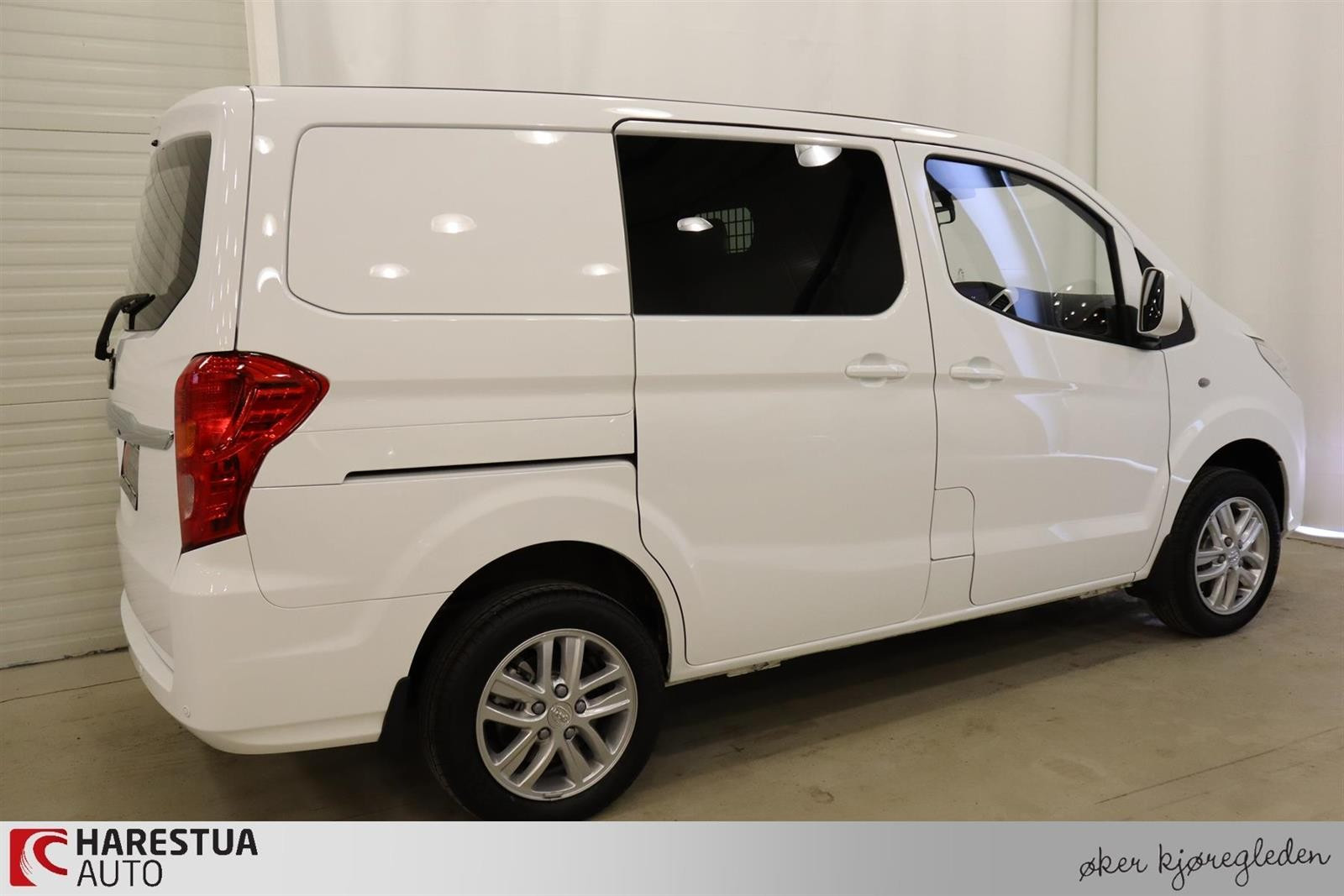 BYD T3