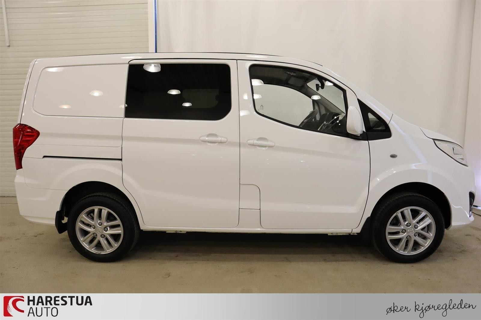 BYD T3