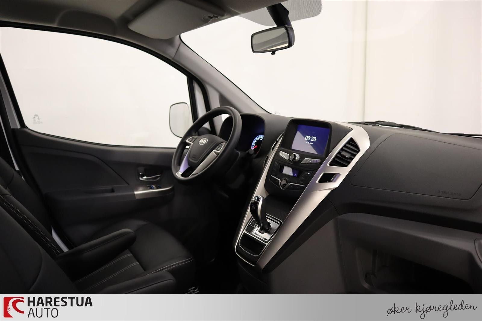 BYD T3