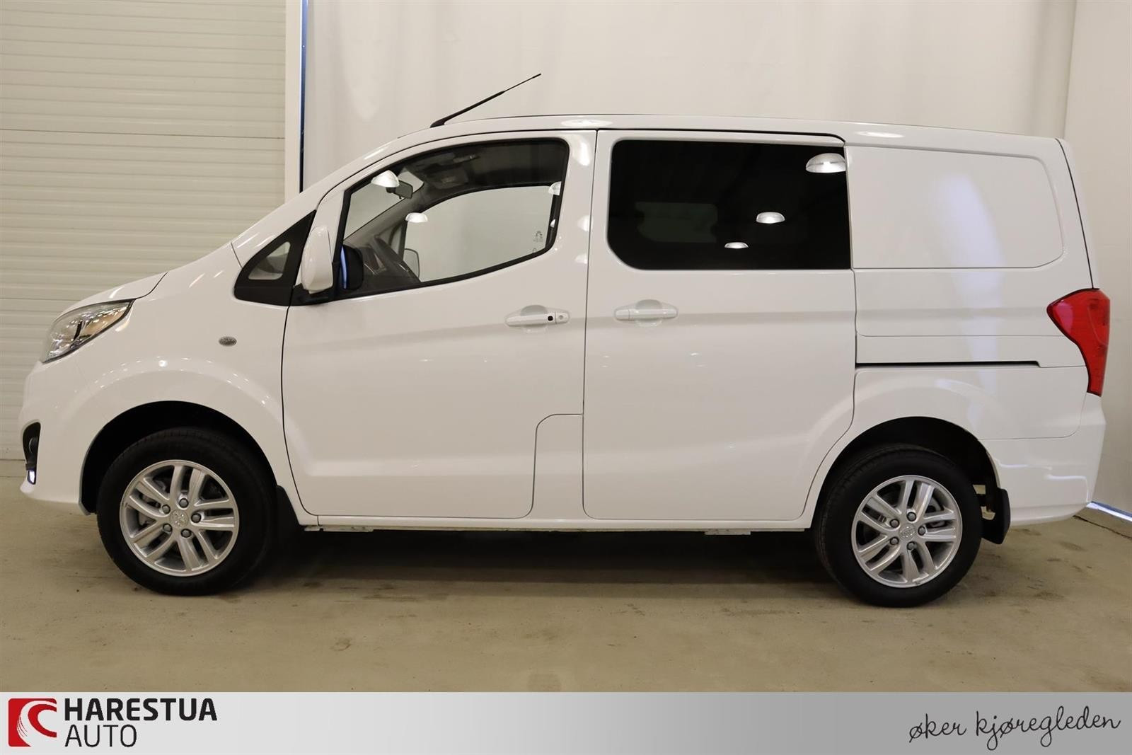 BYD T3