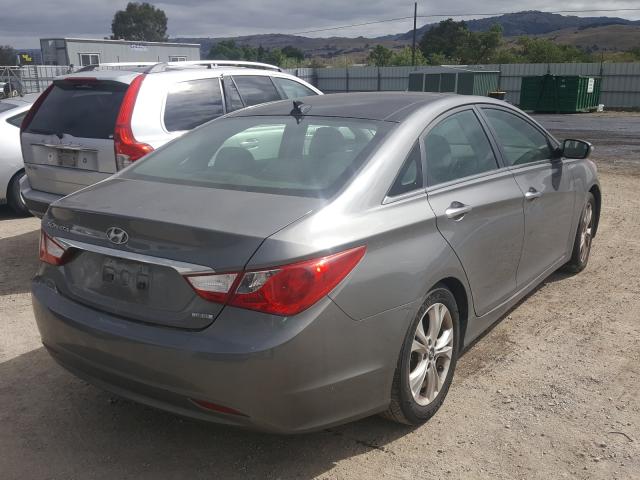 Hyundai Sonata SE 2013