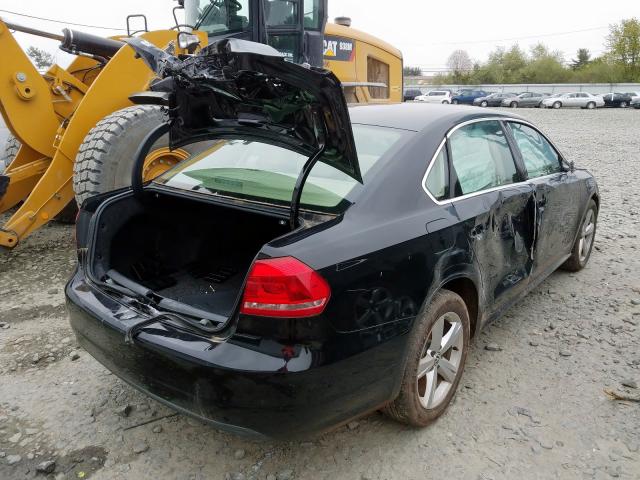 Volkswagen Passat SE 2012
