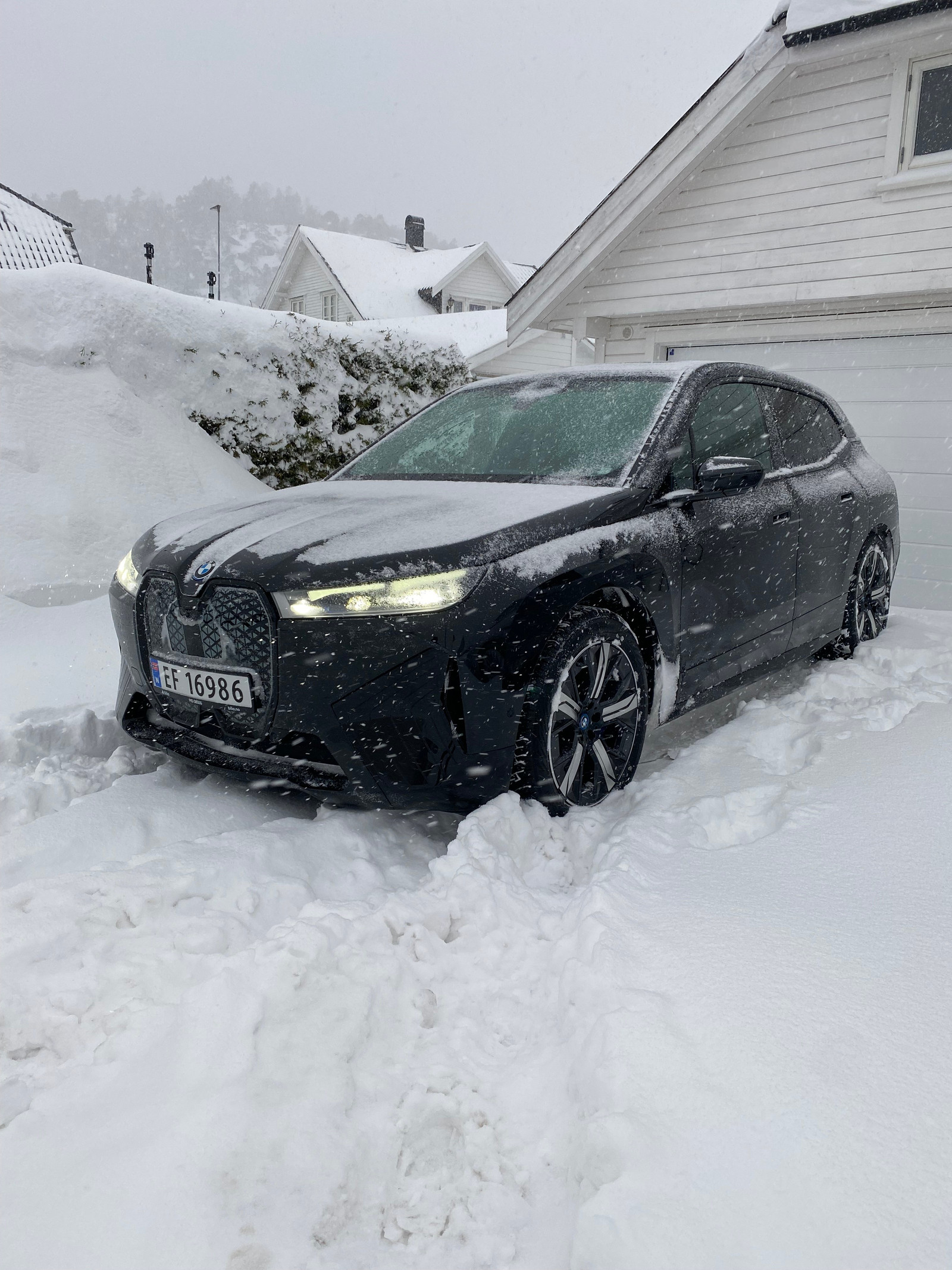 BMW iX xDrive 40