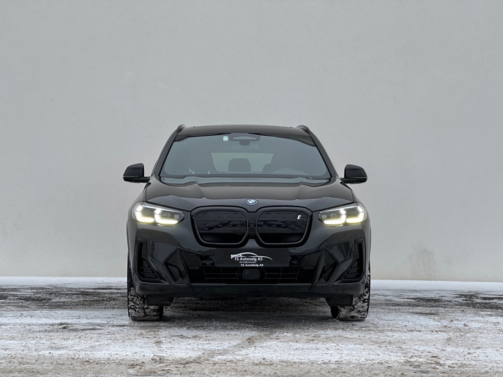 BMW iX3