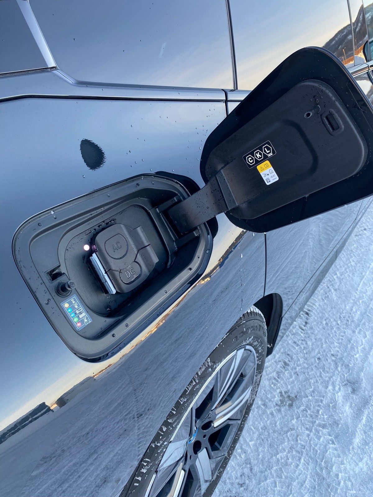 BMW iX xDrive 40