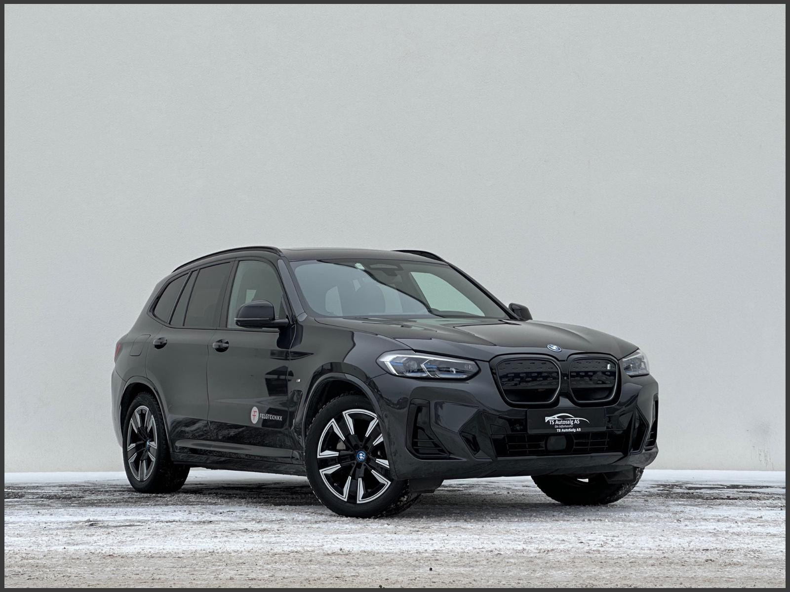 BMW iX3