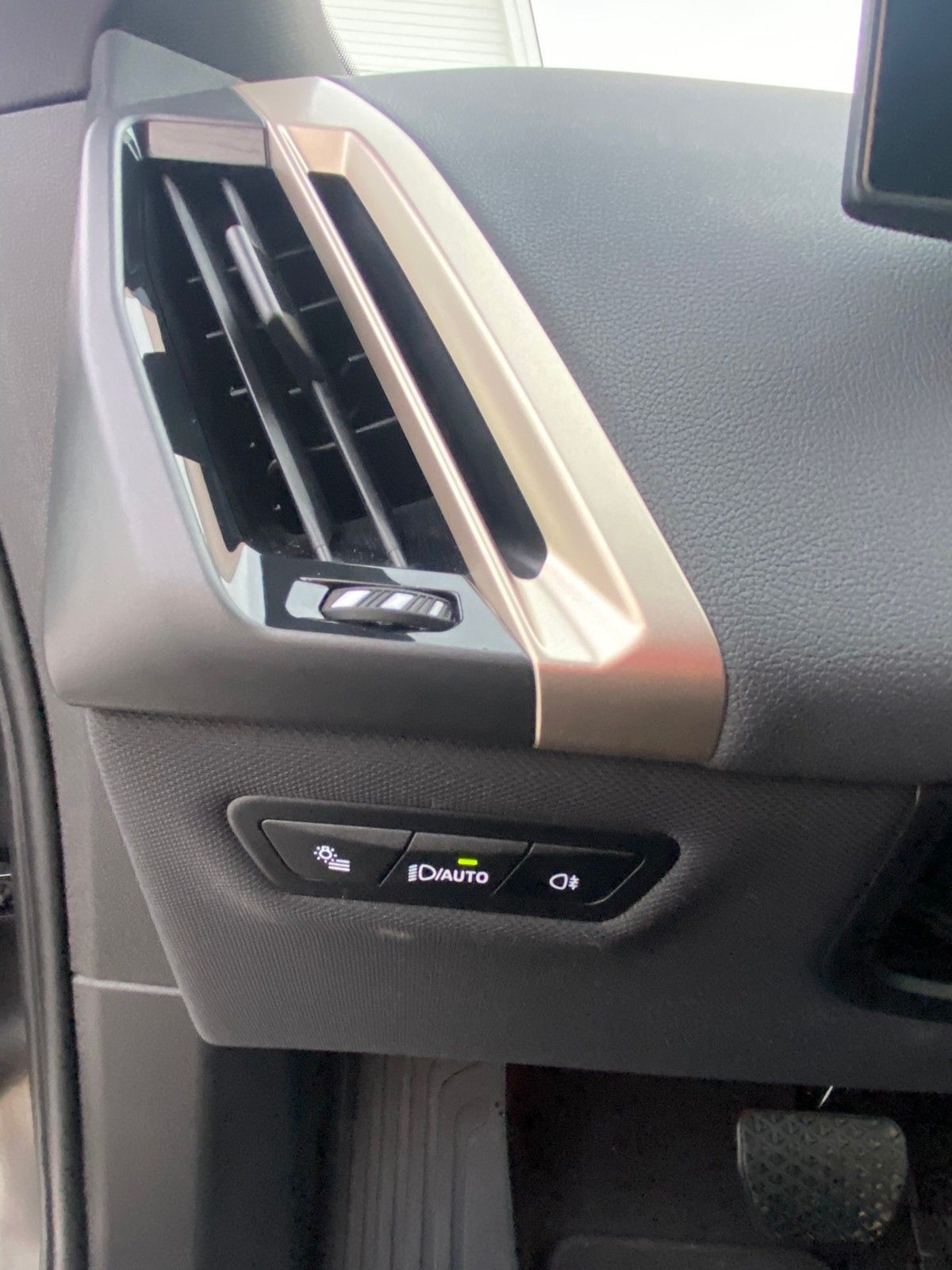 BMW iX xDrive 40
