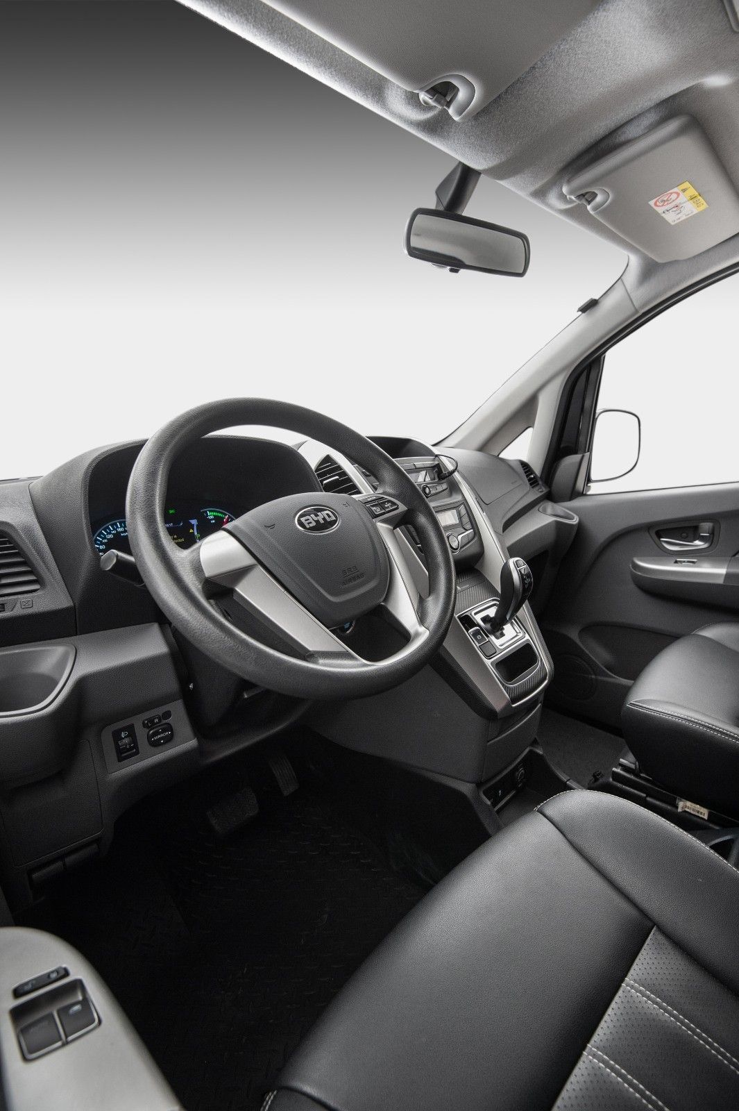 BYD T3