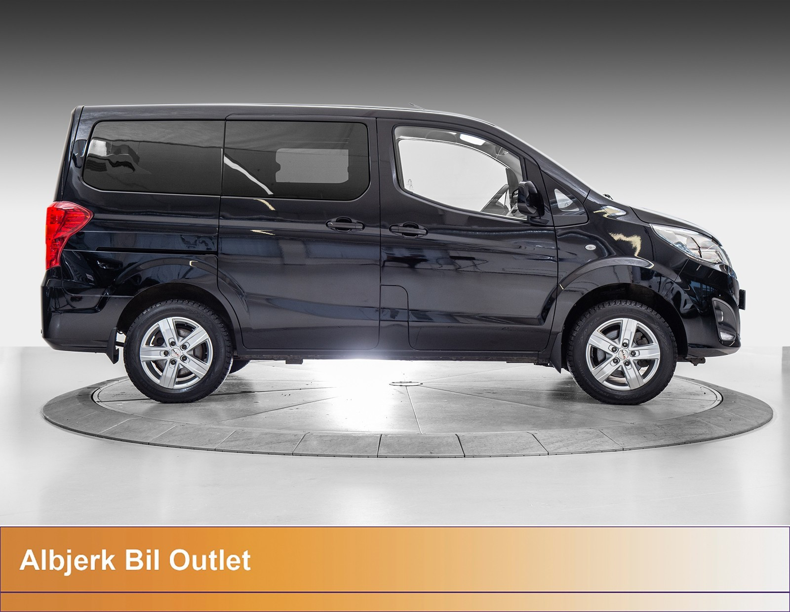 BYD T3