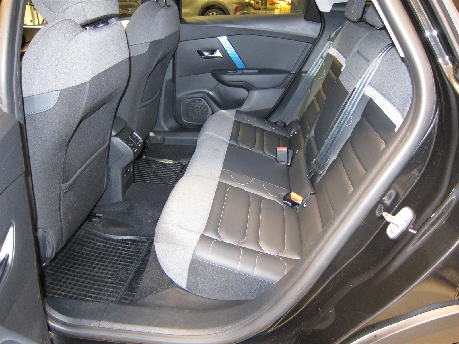 Citroen E-C4