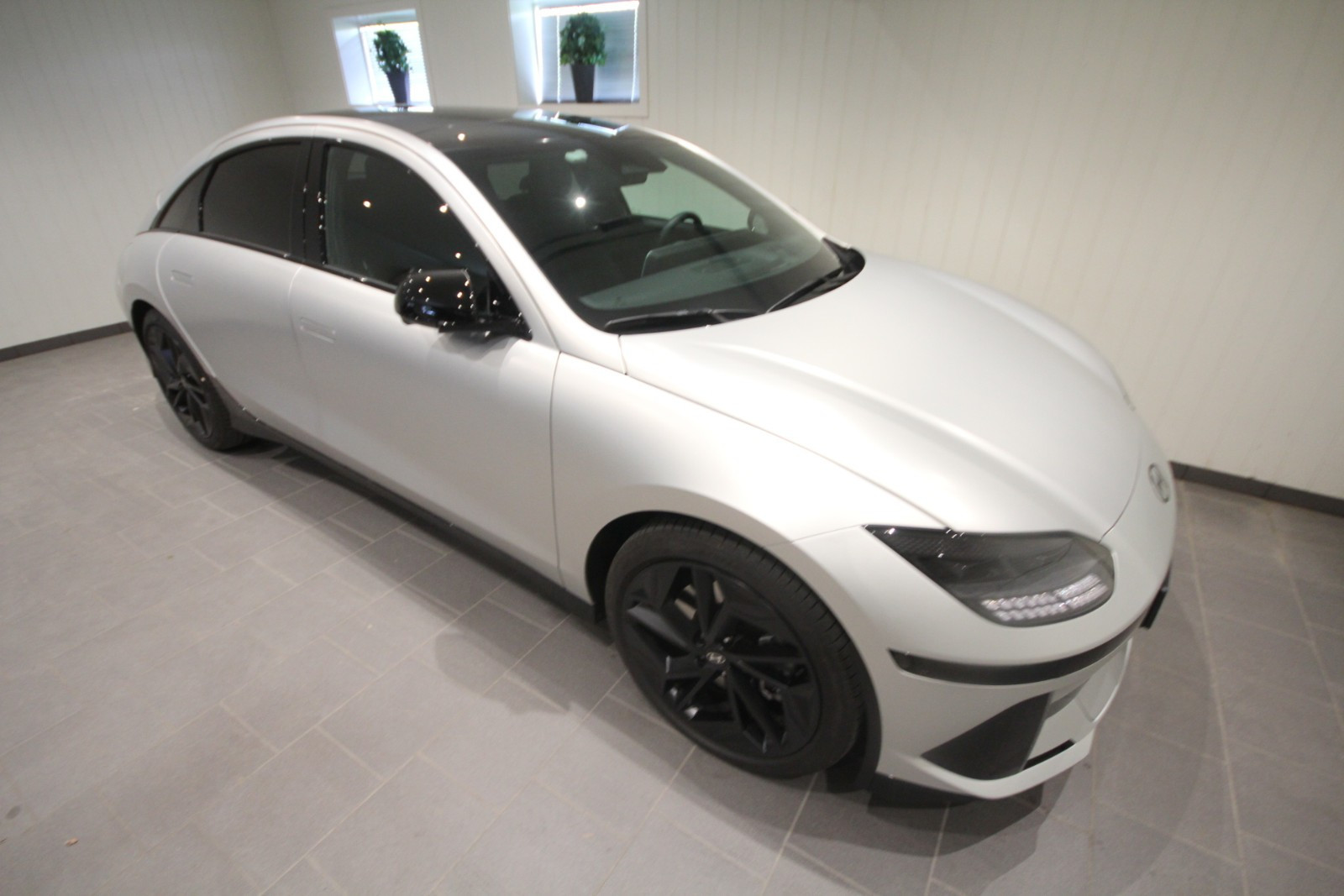 Hyundai Ioniq 6