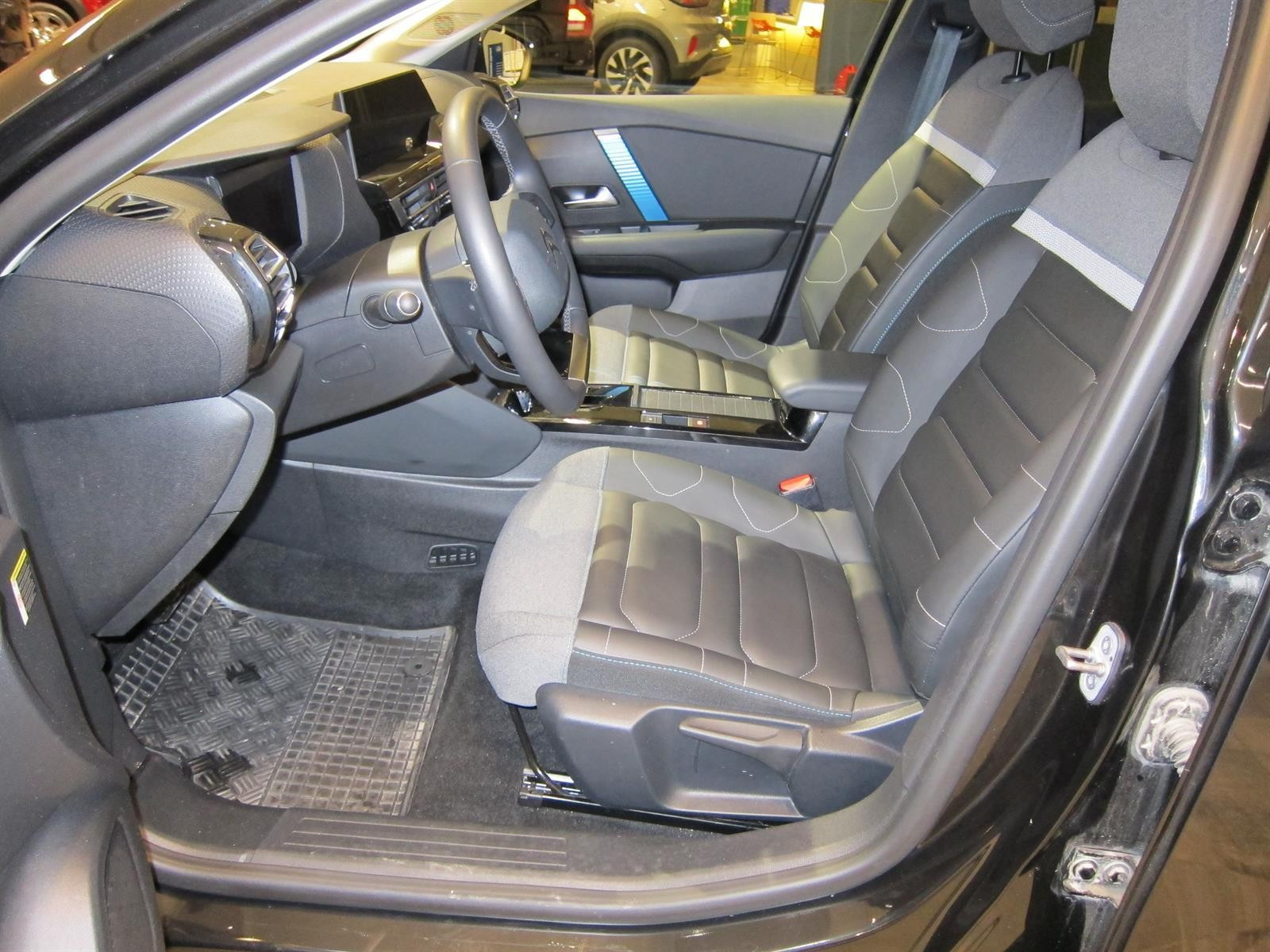 Citroen E-C4