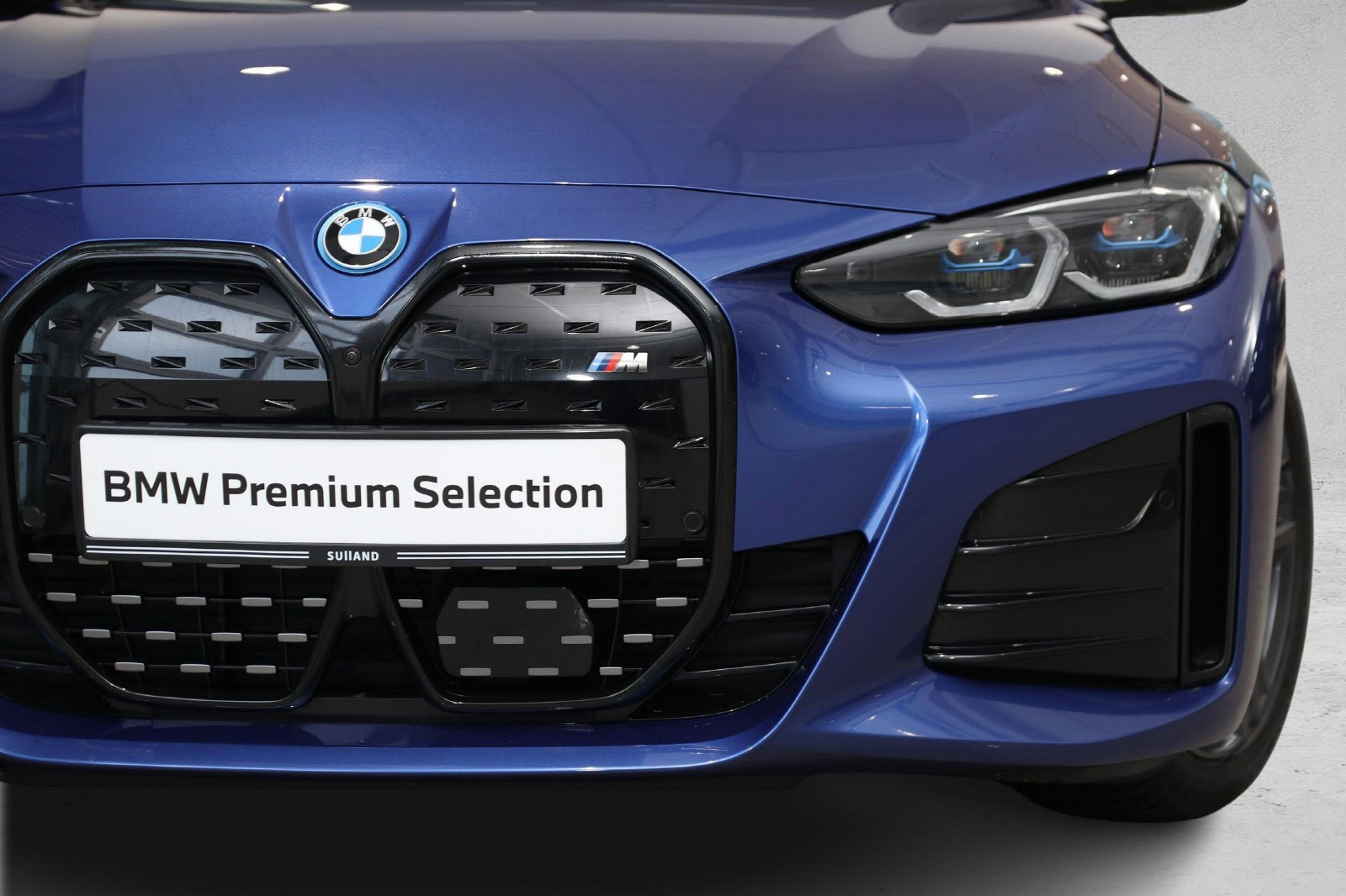 BMW i4 M50