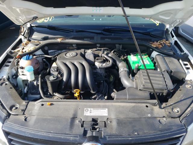 Volkswagen Jetta Base 2012