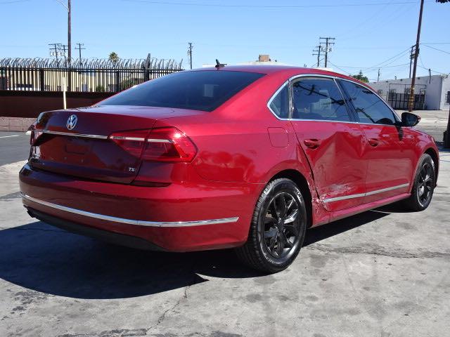 Volkswagen Passat S 2016