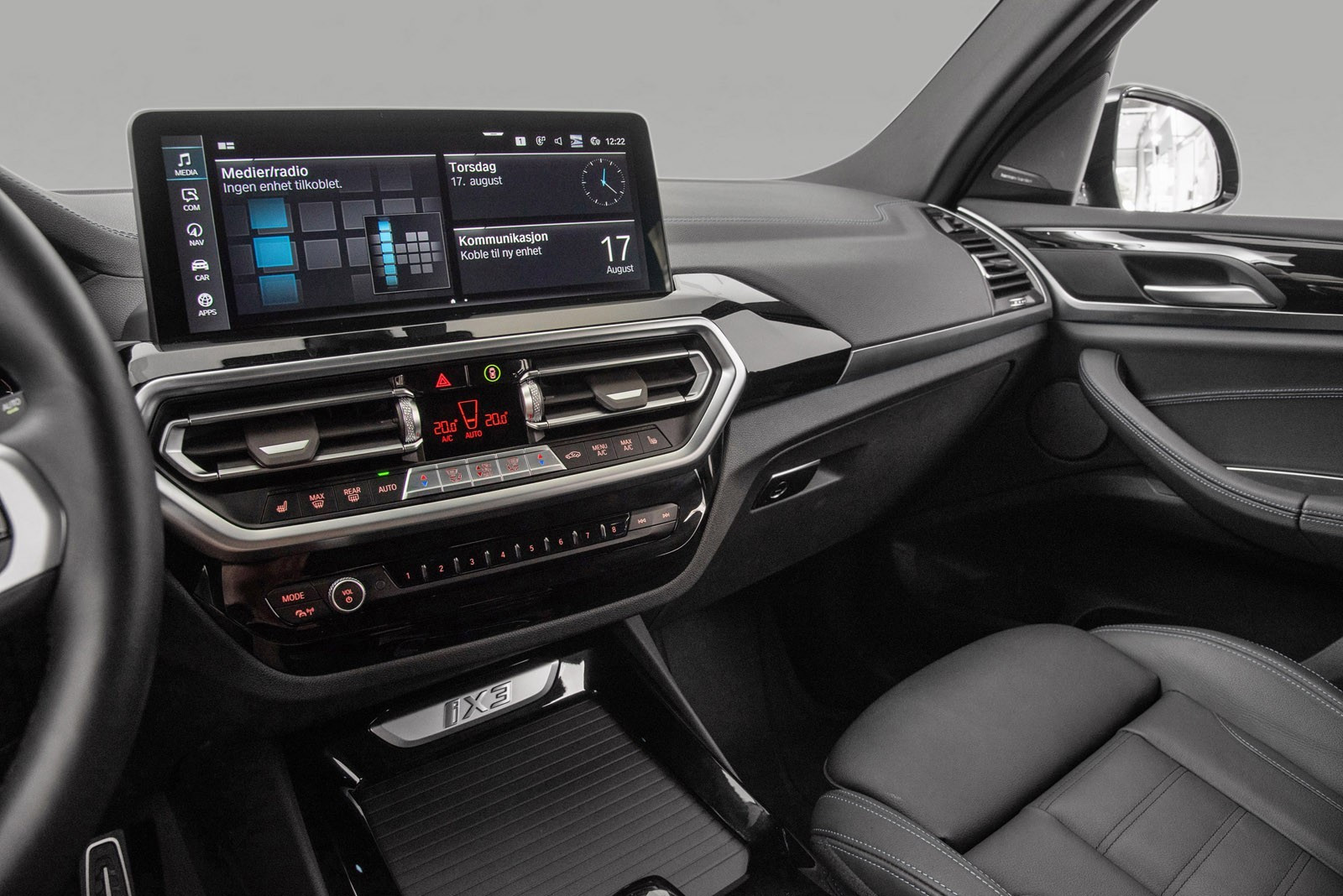 BMW iX3