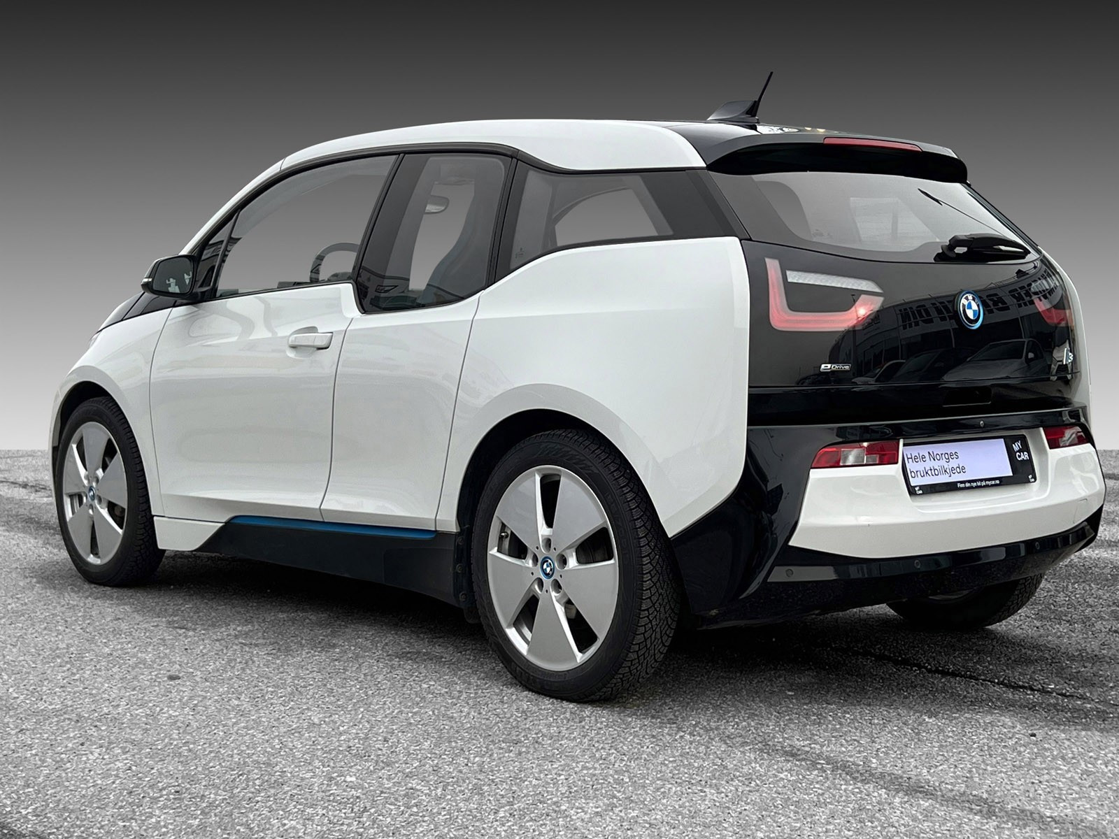 BMW i3