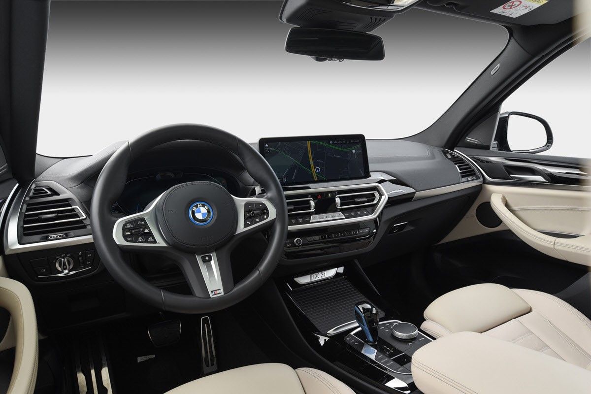 BMW iX3